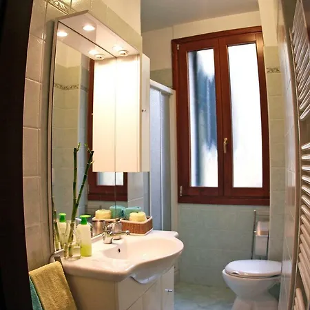 Konukevi Casa Di Chiara *